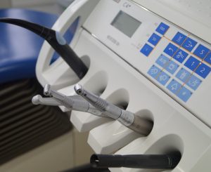dentist-682373_1280