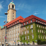 Offizieller Sitz der Bezirksverordnetenversammlung: das Rathaus Spandau. Archivbild: IMAGO/Schöning