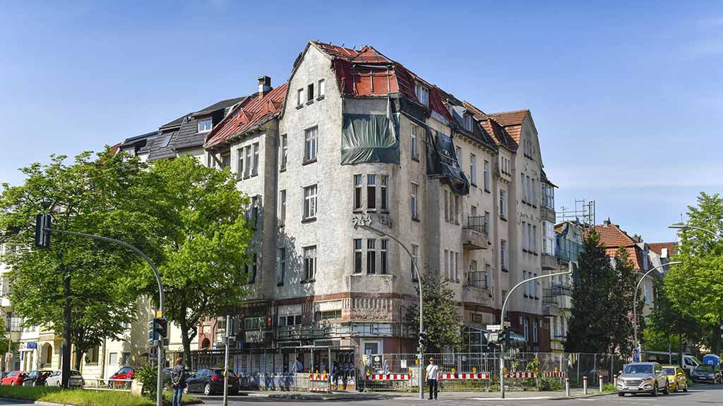 Leerstand Hausruine Hindenburgdamm Gardeschützenweg Lichterfelde Berlin Deutschland *** Vacancy