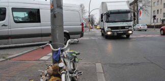 Unfallkreuzung am Brunsbütteler Damm