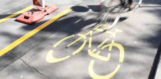 In der Kreuzberger Möckernstraße sollen Radwege entstehen.