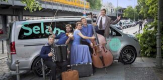 Seit 2012 sucht die Komische Oper mit ihrem Outreach-Projekt „Selam Opera!“ und dem Operndolmus die Nähe zum Publikum, direkt vor Ort im Kiez.