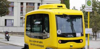 BVG Elektro-Kleinbus Tegel