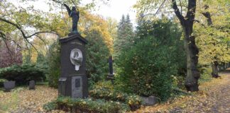 Dreifaltigkeitsfriedhof-Kreuzberg