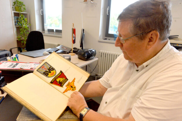 Abzeichen und Wappen des Traditionsvereins