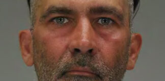 Wer kennt diesen Mann? Die Polizei bittet um Hinweise. Bild: Polizei Berlin