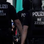 Die Polizei fahndet nach drei Täterinnen nach einem rassistischen Angriff auf eine 17-Jährige in Prenzlauer Berg.