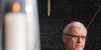 Erzbischof Heiner Koch ermutigt Opfer, sich weiterhin zu melden und noch unbekannte Missbrauchsfälle öffentlich zu machen. ArchivbiId: IMAGO/Christian Spicker
