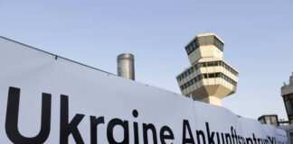 Auf dem Flughafengelaende Tegel wird das Ukraine-Ankunftszentrum TXL fuer Kriegsfluechtlinge aus der Ukraine eroeffnet.