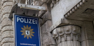 Das Landeskriminalamt am Tempelhofer Damm: Auch hier waren Diebe am Werk. Bild: IMAGO/Fotostand