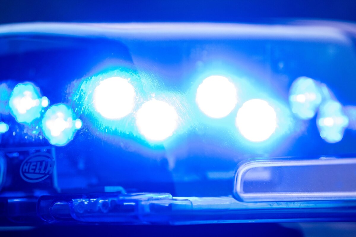 Der Beschuldigte soll in der Nacht zum Dienstag in einer Wohnung an der Landsberger Allee eingestiegen sein. Bild: Lino Mirgeler/dpa/Symbolbild