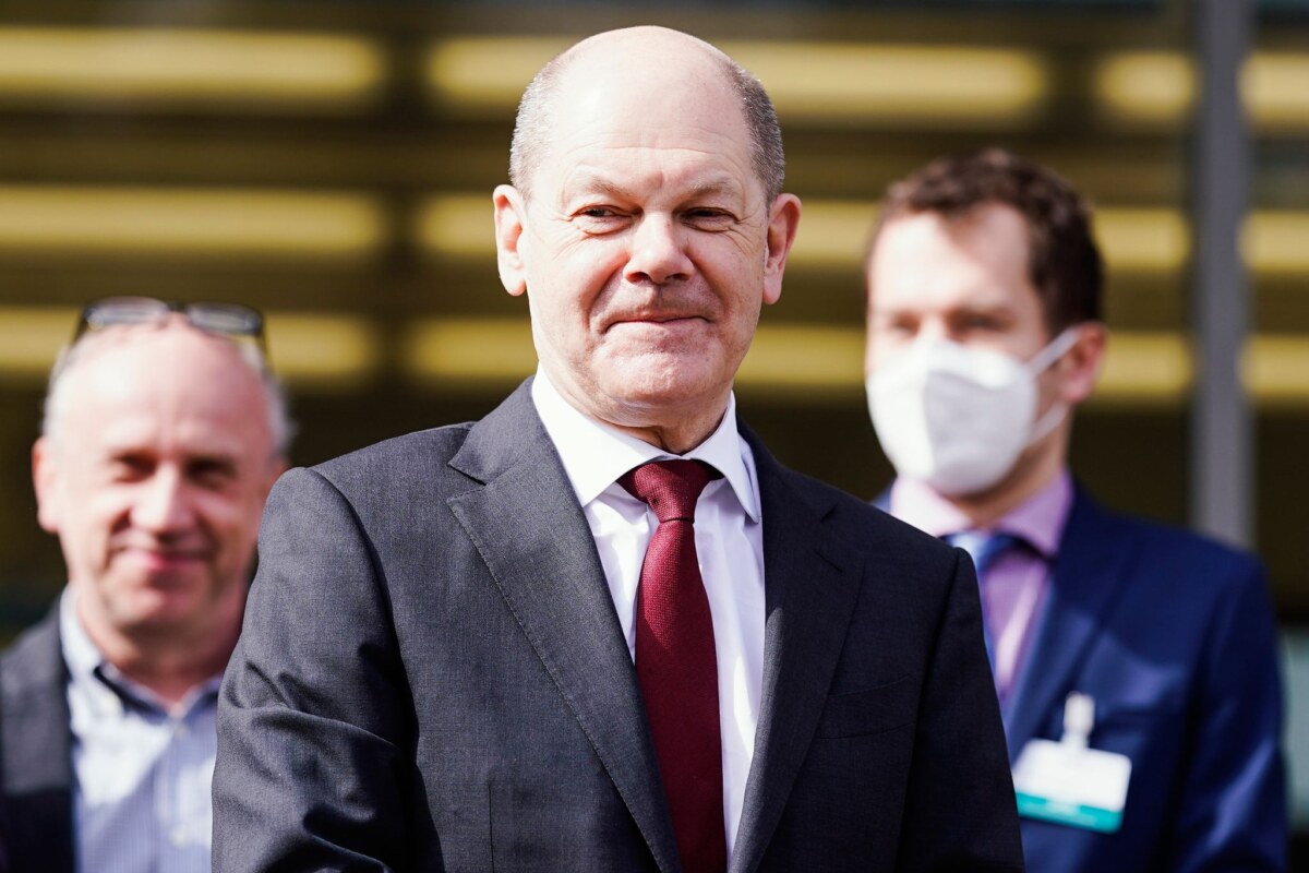 Olaf Scholz kommt zur Eröffnung der Tesla-Fabrik am Dienstag. Foto: Uwe Anspach/dpa-Pool/dpa