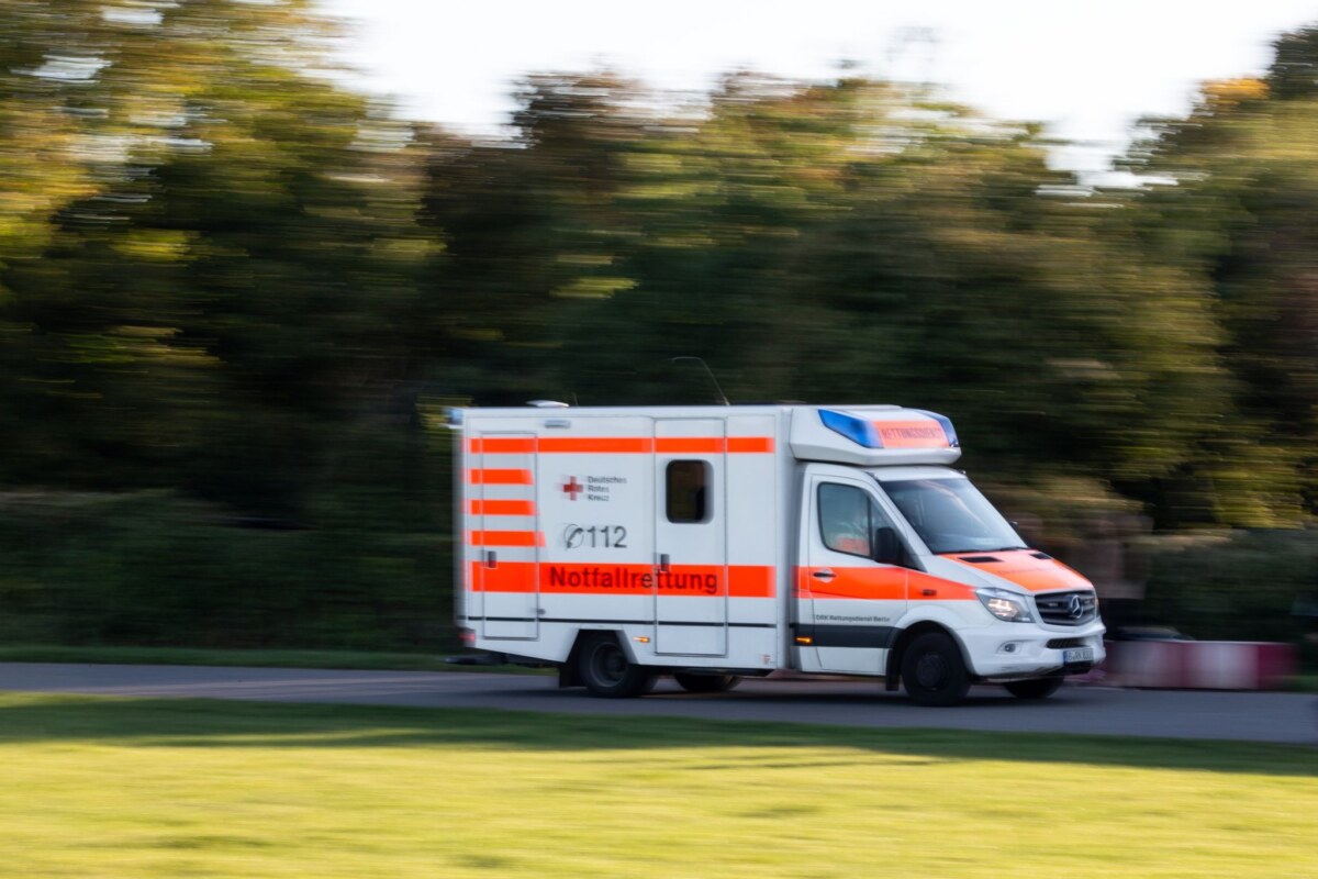 Ein Mopedfahrer wurde bei einem Verkehrsunfall in Mariendorf schwer verletzt. Foto: Fernando Gutierrez-Juarez/dpa-Zentralbild/ZB/Symbolbild