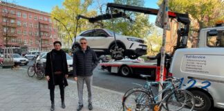 Bezirksstadträtin Saskia Ellenbeck und Bezirksbürgermeister Jörn Oltmann. Bild: BA Tempelhof-Schöneberg