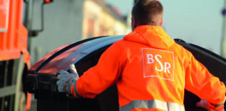 In der aktuellen Woche werden Abfallbehälter mit dem regulären Abfuhrtermin 15. April (Kar­freitag) erst am 16. April (Samstag) geleert. Bild: BSR