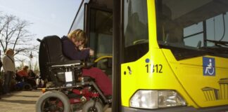 Die Aktion soll Menschen mit Behinderung ein Plus an Mobilität verschaffen. Archivbild: IMAGO/Raimund Müller