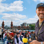 Derk Ehlert lädt am Langen Tag der StadtNatur zu Schiffstouren ein. Bild: Stiftung Naturschutz Berlin