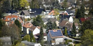 Eigenheime in Rudow: Wegen hoher Grundwasserpegel sind viele Keller feucht. Bild: IMAGO/Schöning