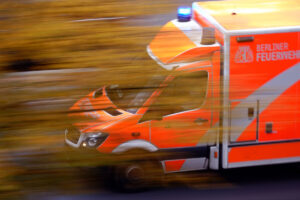 Ausgebrannt und wütend: Die Mitarbeiter der Berliner Feuerwehr können nicht mehr. Bild: IMAGO / Frank Sorge (Symbolbild)