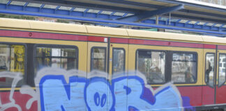 Der S-Bahnverkehr ist wegen einer Signalstörung in Baumschulenweg aktuell gestört. Bild: IMAGO / Schöning