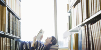 Pause in der Erich-Weintert-Bibliothek wegen umfangreicher Baumaßnahmen. Bild: IMAGO / YAY Images