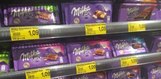 Schokolade der Firma Milka in einem Supermarkt