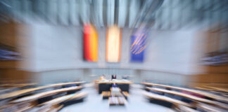 Berliner Abgeordnetenhaus. Bild: IMAGO / Christian Spicker