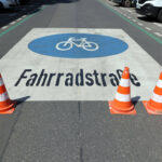 In vielen Berliner Kiezen werden Fahrradstraßen eingerichtet. Nun auch in Friedenau. Bild: IMAGO/Ulrich Wagner