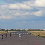 Viel Platz für Ideen: Die ehrenamtliche Feldkoordination ist zentraler Bestandteil des Beteiligungsmodells für das Tempelhofer Feld. Bild: Anne Wessner