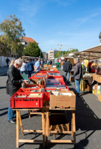 Trödelmarkt am Bodemuseum in Berlin. Foto: IMAGO/ CHROMORANGE