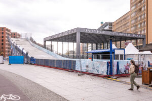 Rodelbahn am Potsdamer Platz.