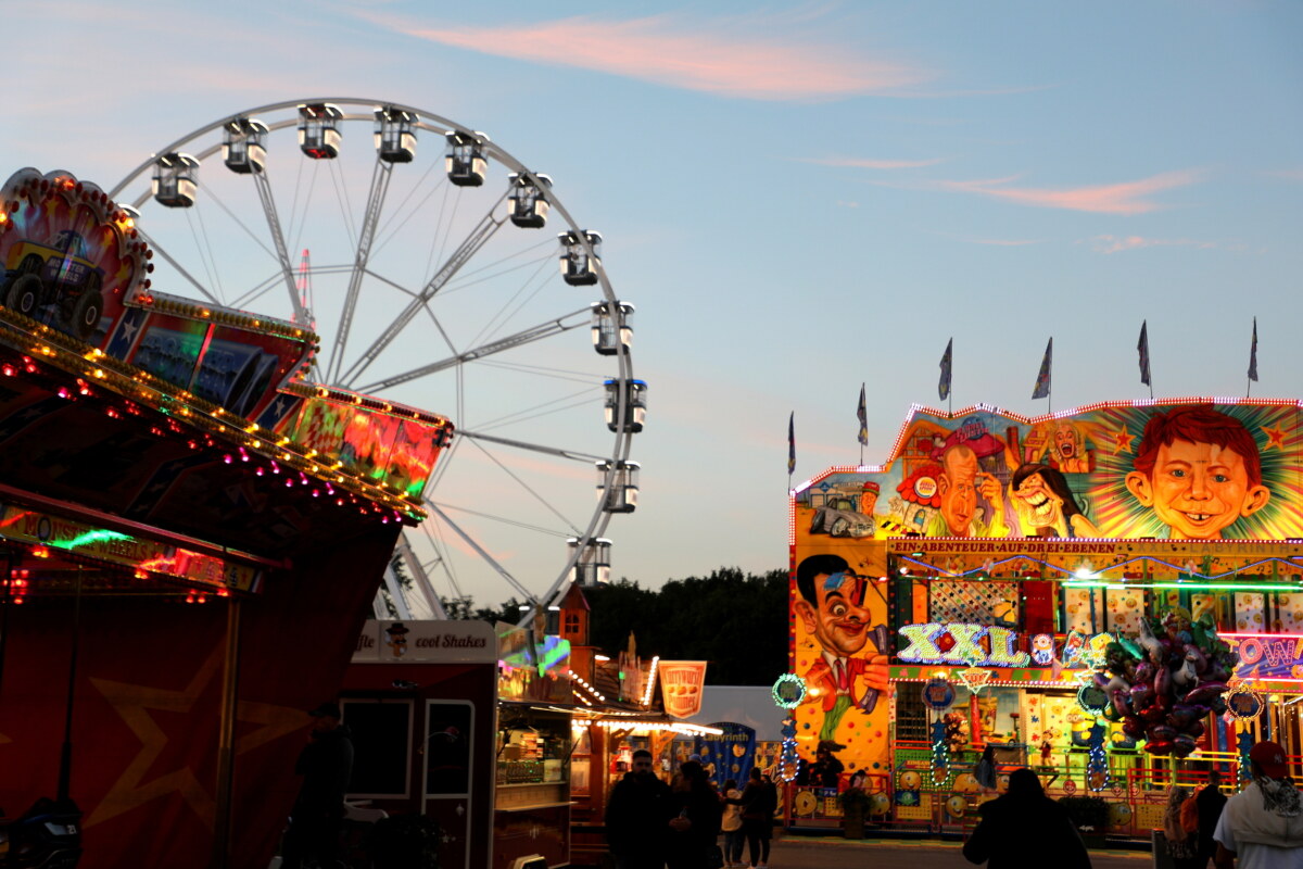 Erster Berliner Winterpark auf dem Zentralen Festplatz