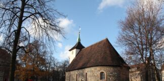 Die Dorfkirche Alt-Reinickendorf. Bild: BA Reinickendorf