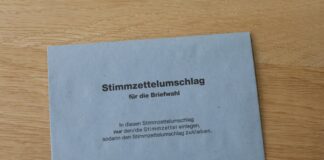 Unterlagen für die Briefwahl in Berlin. Bild: IMAGO/Müller-Stauffenberg