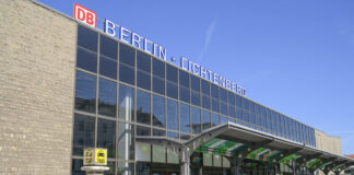 Der Vorplatz am Bahnhof Lichtenberg wird Eugeniu-Botnari-Platz heißen. Bild: IMAGO / Schöning