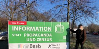 DieBasis wirbt im Zuge der Wiederholungswahl erstmalig auf Großplakaten. Bild: privat