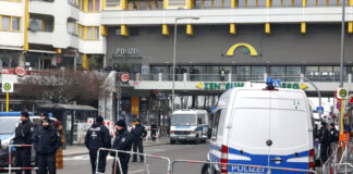 Am 15. Februar wurde die neue Polizei-Wache am Kottbusser Tor eröffnet. Foto: IMAGO / Jochen Eckel