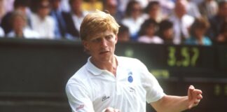 Der damalige deutsche Tennisprofi Boris Becker in Aktion in Wimbledon.