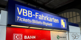 Das Berliner Sozialticket bleibt bis Ende des Jahres reduziert. Bild: IMAGO / mix1