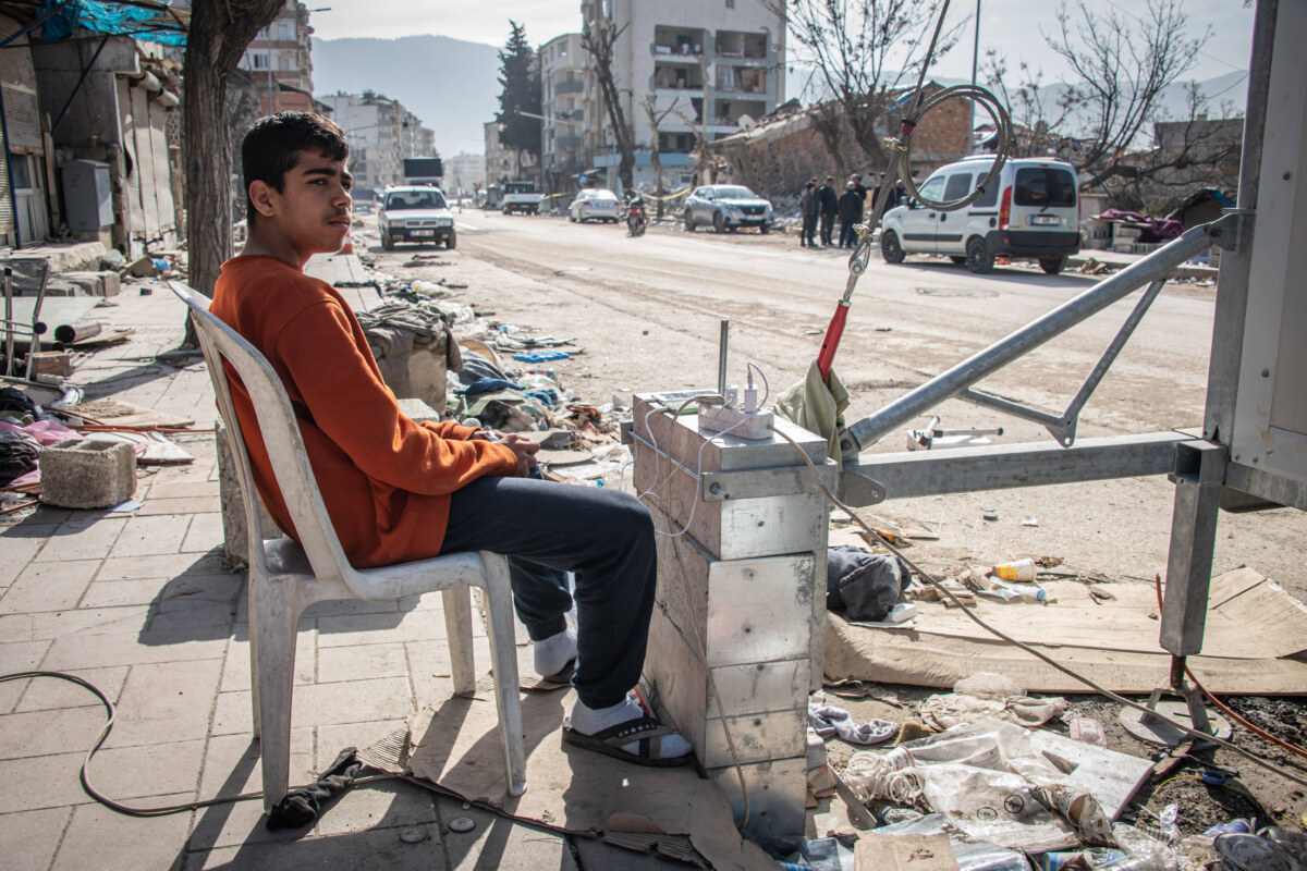 Earthquake Clean Up Efforts In Antakya, Turkey On 5 March 2023, clean up and excavation efforts continued amid large pil Nicht nur im türkischen Antakya leben zahllose Menschen nach dem Beben in größter Not. Bild: IMAGO/NurPhoto