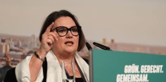 Susanne Mertens (Bündnis90/Die Grünen), Landesvorsitzende, spricht.