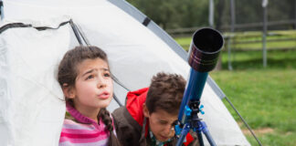 Das kommende Wochenende verspricht ein Fest für kleine und große Sternengucker zu werden. Foto: IMAGO / Arabian Eye