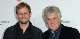 Der Musiker Rolf Zuckowski mit seinem Sohn Alexander.