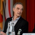 Martin Herrmann, Vorsitzender der Deutschen Allianz Klimawandel und Gesundheit (KLUG), spricht beim Pressetermin.