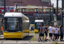 Auch die BVG-Trams können innerhalb der Berliner Stadtgrenze für 29 Euro im Monat genutzt werden.