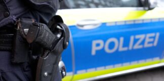Die Berliner Polizei hat in Charlottenburg einen Mann festgenommen, der auf einen anderen geschossen haben soll. (Foto - Illustration)