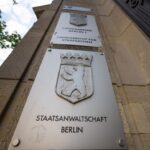 Staatsanwaltschaft in Berlin: Ein 48-Jähriger soll seinen Arbeitgeber in wenigen Monaten um rund 1,4 Millionen Euro betrogen haben.