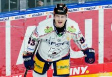 Leonhard Pföderl verwandelte den entscheidenden Penalty für die Eisbären Berlin.