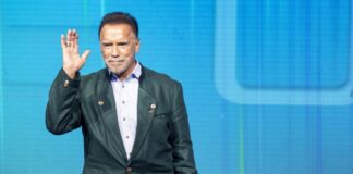 Der frühere Gouverneur von Kalifornien, Arnold Schwarzenegger, erhält in Berlin einen Ehrendoktortitel. (Archivbild)