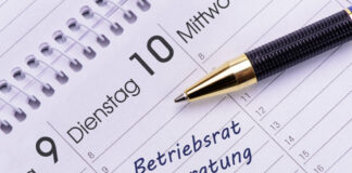 Terminkalender mit Eintrag "Betriebsrat und Beratung" In einem Kalender. Foto: IMAGO / Wolfilser